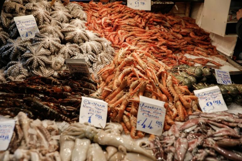 Καθαρά Δευτέρα: Ωράριο λειτουργίας σε αγορά Ρέντη, Βαρβάκειο και σούπερ μάρκετ