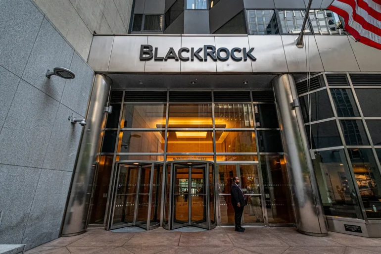 BlackRock: Στα σκαριά εξαγορά-μαμούθ $40 δισ. στην αγορά data centers
