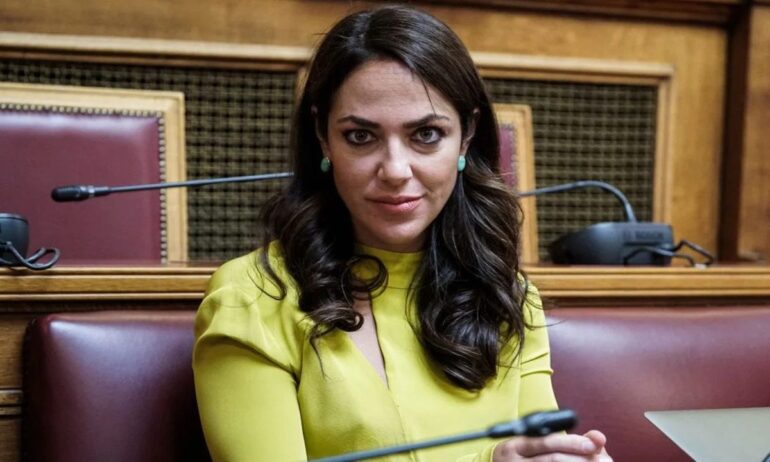 Δόμνα Μιχαηλίδου: Προτεραιότητά μας η ενίσχυση του ναυτικού επαγγέλματος