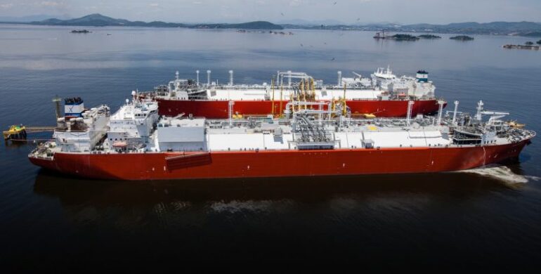 Νωρίτερα σε λειτουργία το FSRU Αλεξανδρούπολης – Περιορισμένη ισχύς έως Οκτώβριο