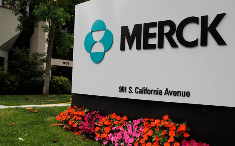 Η Merck μειώνει τις τιμές θεραπειών IVF στις ΗΠΑ σε συμφωνία με την κυβέρνηση Τραμπ