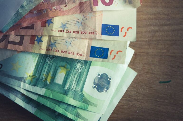 Επίδομα θέρμανσης για ρεύμα: Δικαιούχοι – Αιτήσεις – Ποσά