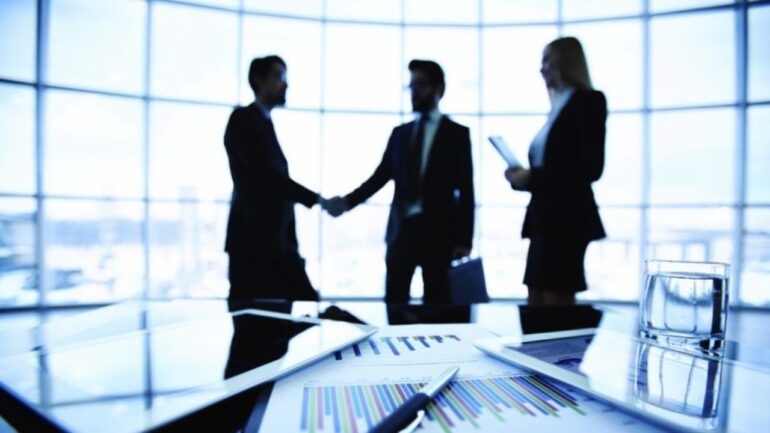 ΕΡΓΑΝΗ: Οι κλάδοι με τις μεγαλύτερες αυξήσεις μισθών από το 2019