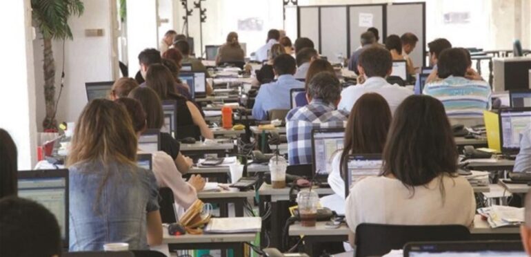 Πέρασε το 13ωρο εργασίας – Τι αλλάζει για εργαζόμενους και εργοδότες & οι επισημάνσεις του Θ. Κουτρούκη