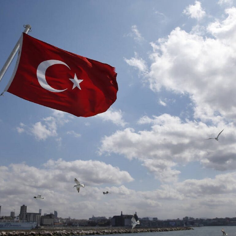 Τουρκική «παρηγοριά» σε μια «άρρωστη» οικονομία