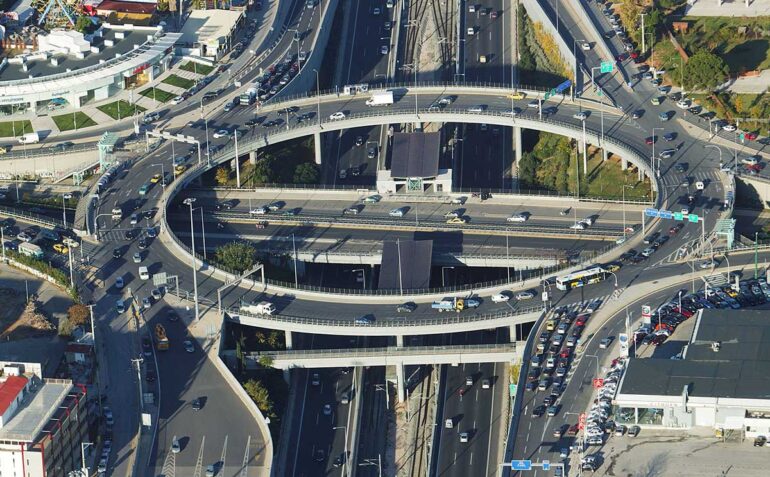 Αττική Οδός: Επικυρώθηκε η παραχώρηση 25ετίας με οικονομικό αντάλλαγμα 3,27 δισ. ευρώ από τον όμιλο ΓΕΚ ΤΕΡΝΑ