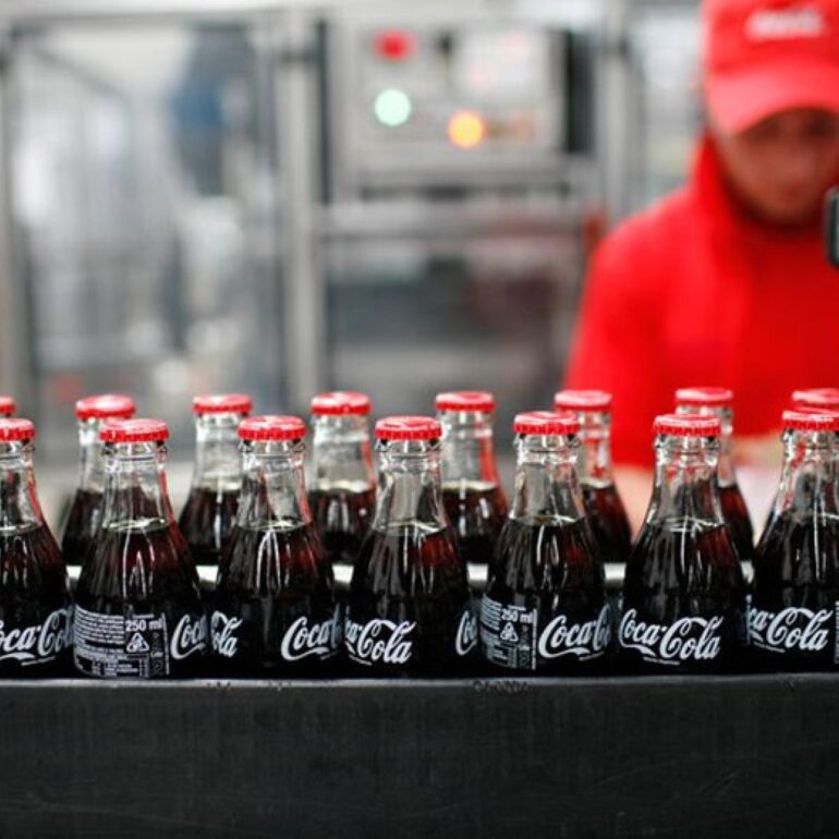 H Coca-Cola 3E «πάει» με… όλα – Γιατί «τρέχουν» οι επιδόσεις της εταιρίας και στο γ’ τρίμηνο του έτους