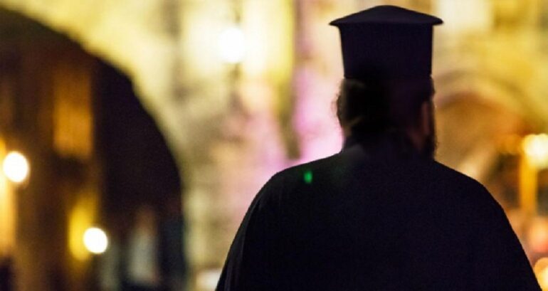 Ροζ σκάνδαλο με μοναχούς σε μοναστήρι στην Κύπρο: Κατέγραφαν τις σεξουαλικές συνευρέσεις τους μέσα στη μονή (βίντεο)