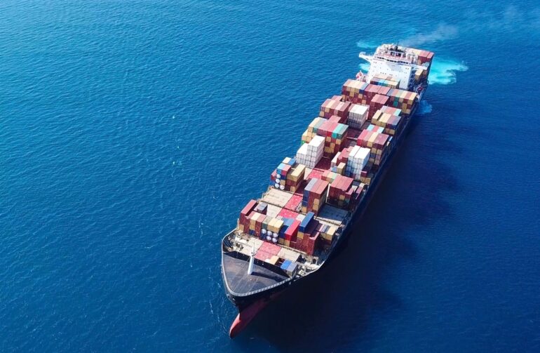 Η επίδραση των ανταρτών Χούθι στη ναυτιλία containers