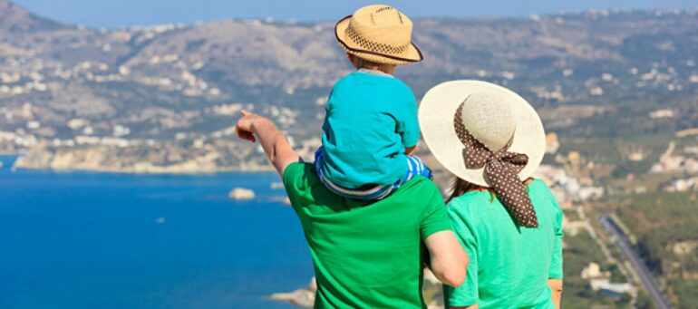 Αύξηση εσόδων από τον τουρισμό και τον Οκτώβριο – Στα €22,4 δισ. οι ταξιδιωτικές εισπράξεις στο δεκάμηνο