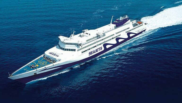 Δωρεάν αποστολή πυροσβεστικών δυνάμεων στη Χίο από τη SEAJETS