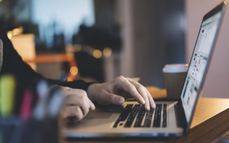 Επιδοτήσεις για συστήματα αποθήκευσης ενέργειας στις επιχειρήσεις: Αιτήσεις έως 28 Φεβρουαρίου