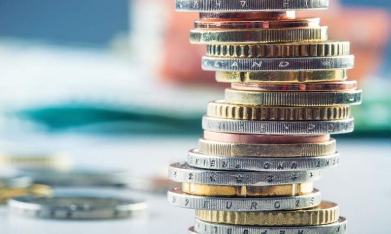 Τράπεζα της Ελλάδος: Πλεόνασμα 973 εκατ. ευρώ στις ταμειακές ροές του 2025