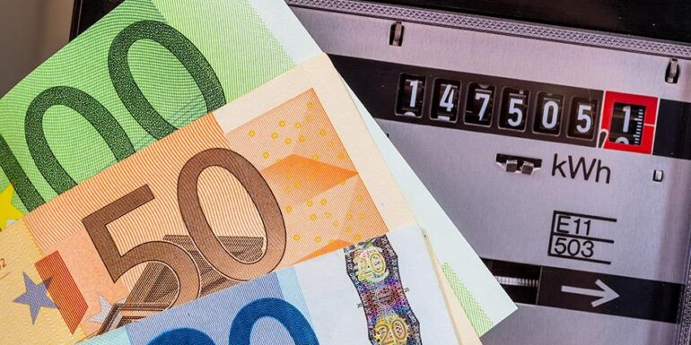 Στο προσκήνιο ξανά το κόστος ηλεκτροδότησης νησιών – Έλλειμμα 300 εκατ. ευρώ