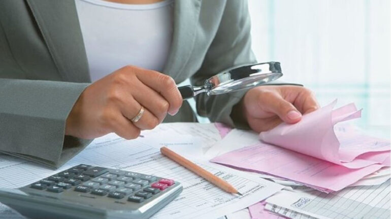 ΑΑΔΕ: Έκπτωση έως 50% στα πρόστιμα φοροδιαφυγής για όσους… ομολογήσουν