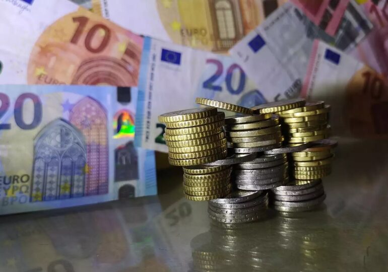 Νέο επίδομα κοινωνικής αλληλεγγύης το Πάσχα – Οι δικαιούχοι και τα ποσά