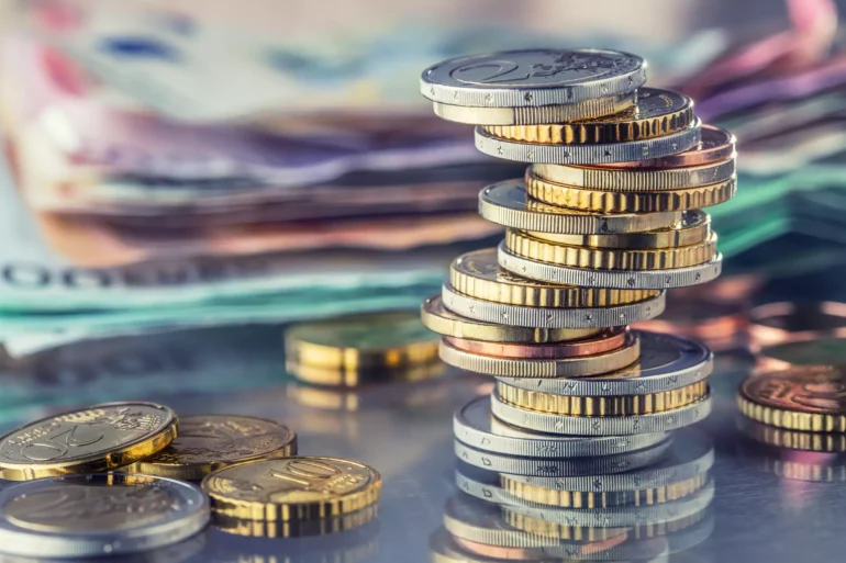 Πρωτογενές πλεόνασμα ύψους 6,08 δισ. ευρώ εμφάνισε το 10μηνο εφέτος ο προϋπολογισμός