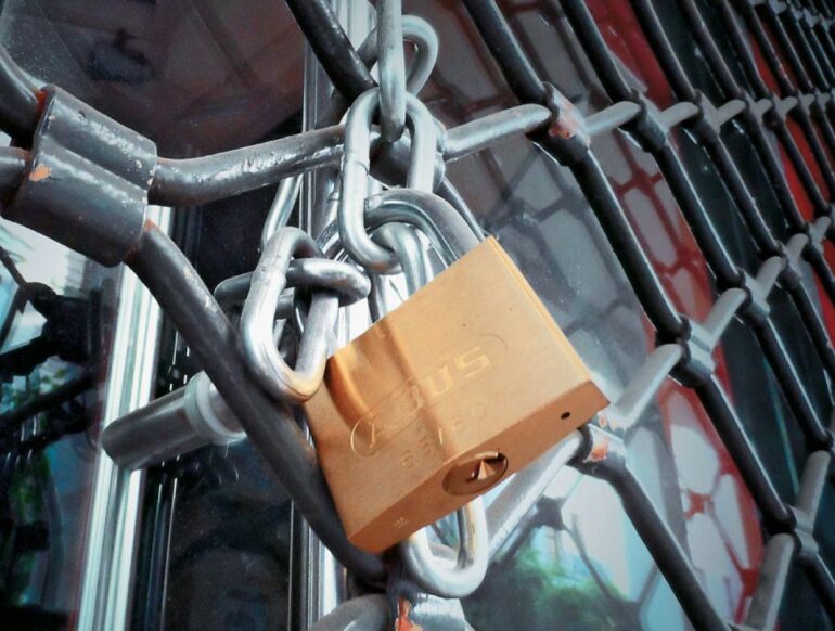 Μείωση 56,6% σημείωσαν οι πτωχεύσεις των επιχειρήσεων το 2022