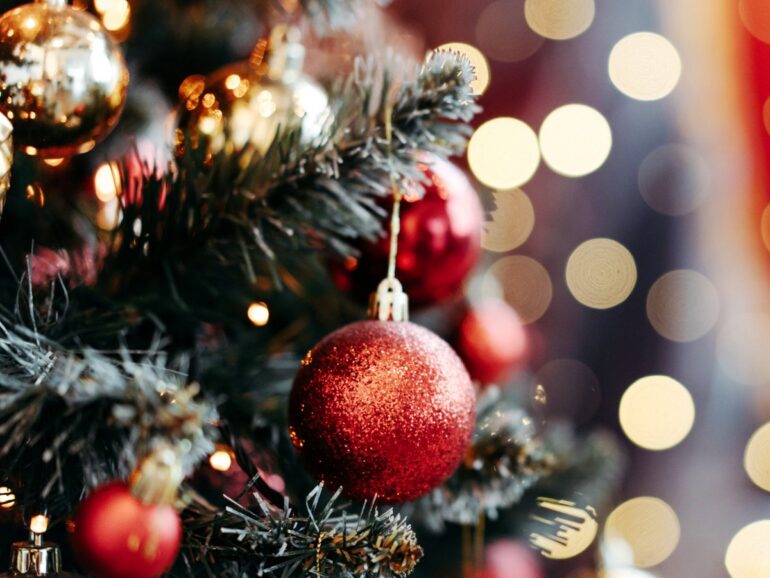 Χριστούγεννα: Έως και 25% χαμηλότερες είναι οι τιμές συγκριτικά με πέρσι