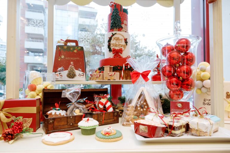 Θεσσαλονίκη: Αυξημένη 25% η κίνηση στα ζαχαροπλαστεία και τα χριστουγεννιάτικα είδη, μειωμένη μέχρι και 30% στον ρουχισμό και την υπόδηση