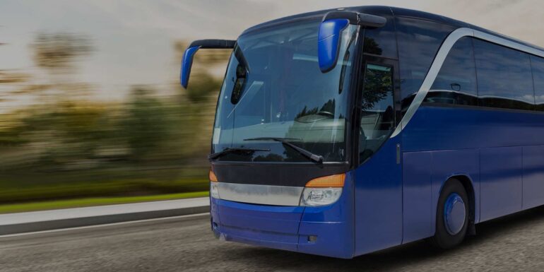 Εξοφλείται το ποσό 11,72 εκατ. ευρώ για τις μετακινήσεις ΑμεΑ και πολυτέκνων στα ΚΤΕΛ