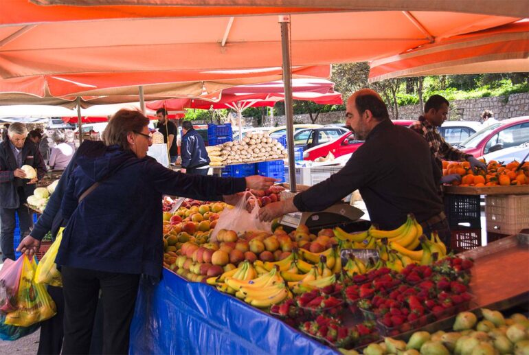 Αυξημένες κατά 36,96% οι εισαγωγές φρούτων και λαχανικών τον Μάρτιο 2024