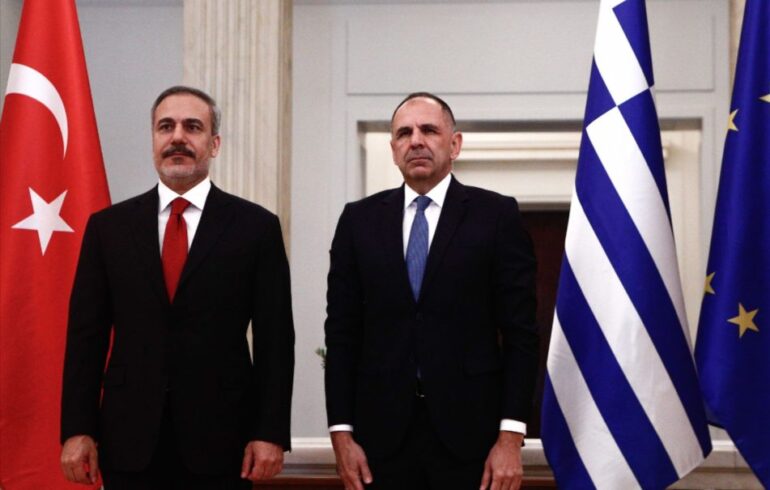 Εθνικό έγκλημα: Επιμένει στη συζήτηση ο Γεραπετρίτης με τον Φιντάν να ζητάει συνδιαχείριση στο Αιγαίο και να μιλάει για τουρκική μειονότητα