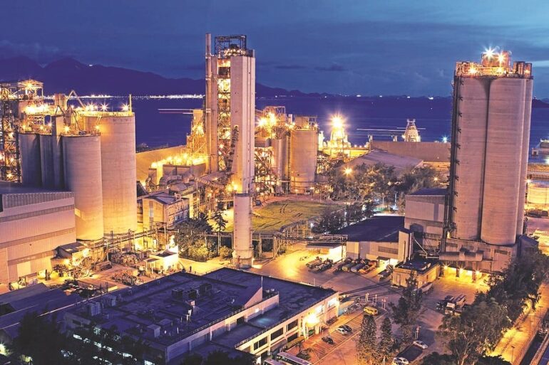 Ανάλυση: Υπάρχει πολιτική βούληση για να καταστεί η βιομηχανία ανταγωνιστική;