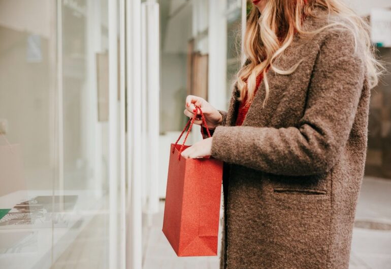 Τι άλλαξε για τους καταναλωτές το 2025 και τι αναμένεται το 2026;