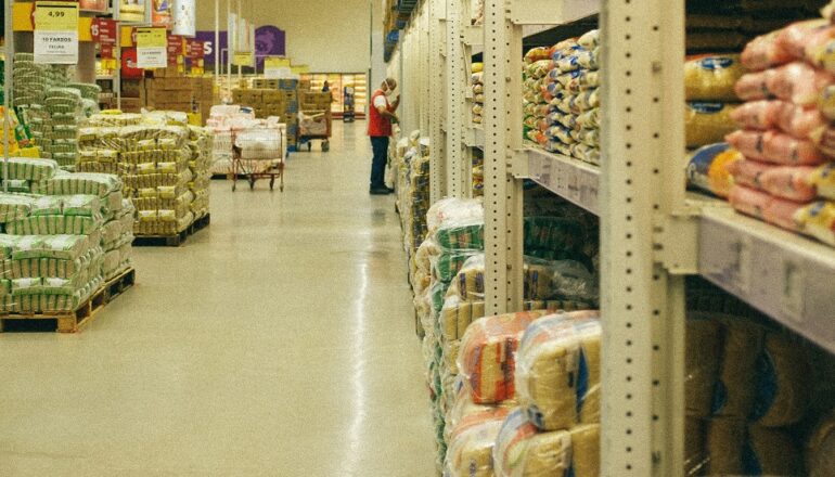 Αυξάνεται το εμπορικό έλλειμμα – Συναγερμός για την ελληνική οικονομία