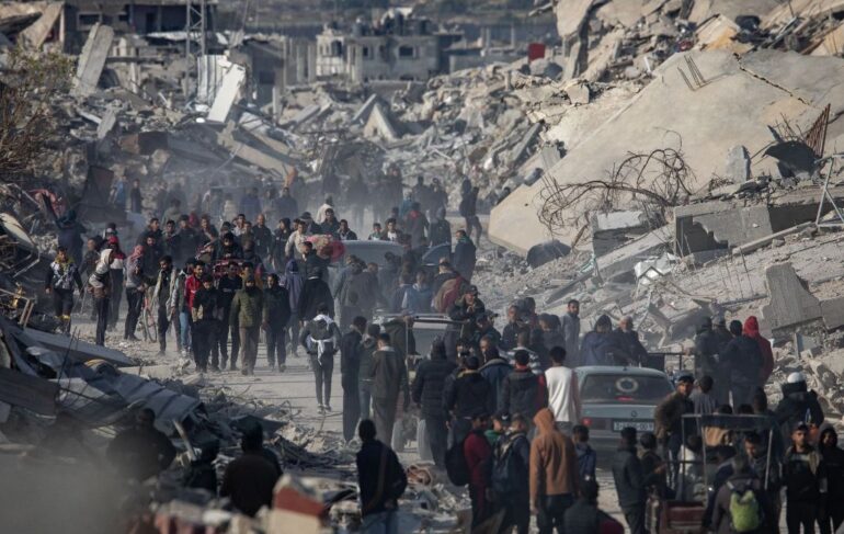 «Λευκός» καπνός στη Γάζα: Το Ισραήλ παρέλαβε τα ονόματα των ομήρων – Τίθεται σε ισχύ η εκεχειρία