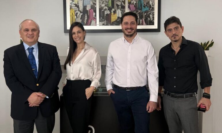 ΒΙΑΝΕΞ και Invicta: Στρατηγική συμμαχία για καινοτόμες υγειονομικές λύσεις