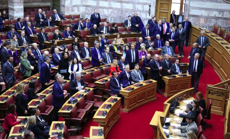 Βουλή: Επόμενο ραντεβού στις 31 Ιανουαρίου – 160 ψήφους ο Τασούλας στην πρώτη ψηφοφορία για την εκλογή νέου Προέδρου της Δημοκρατίας