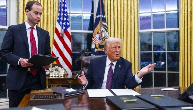 Η νέα στρατηγική του Ντόναλντ Τραμπ: Ενίσχυση ασφάλειας, επανέναρξη του τείχους κι αναθεώρηση μεταναστευτικών πολιτικών