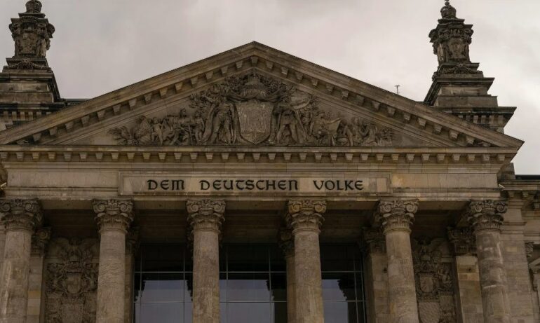 Γερμανία: Η ώρα της κάλπης έφθασε – Στις 19:00 (ώρα Ελλάδας) τα exit polls