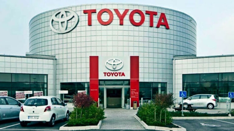 Η Toyota επενδύει έως 10 δισ. δολάρια επιπλέον στις ΗΠΑ τα επόμενα πέντε χρόνια