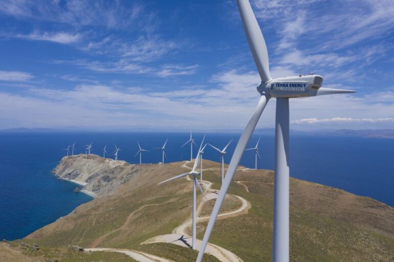 ΕΛΕΤΑΕΝ: Στα 41,2 εκατ. ευρώ τα ανταποδοτικά οφέλη από τις ΑΠΕ για νοικοκυριά και Δήμους το 2024