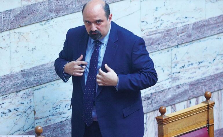 Εβδομάδα-«φωτιά» στη Βουλή: Σήμερα η προανακριτική για τον Τριαντόπουλο – Η πρώτη μάχη για το «μπάζωμα» των Τεμπών