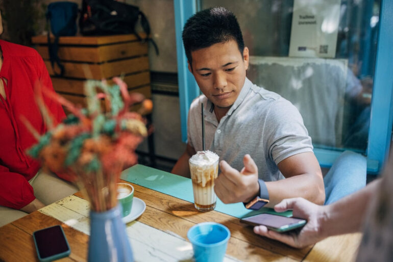 Visa: Ετήσια αύξηση 200% παγκοσμίως για τη λύση Tap to Phone