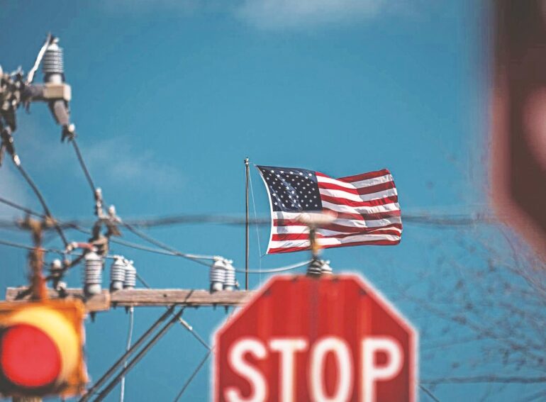 ΗΠΑ: Εισαγωγικοί δασμοί σε φάρμακα, φορτηγά και έπιπλα