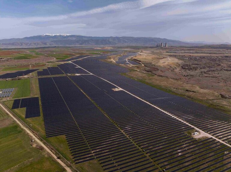 Όμιλος ΔΕΗ: Επενδύσεις από 5,8 έως 12 δισ. ευρώ για πράσινη ενέργεια και τεχνολογική ανάπτυξη στη Δυτική Μακεδονία