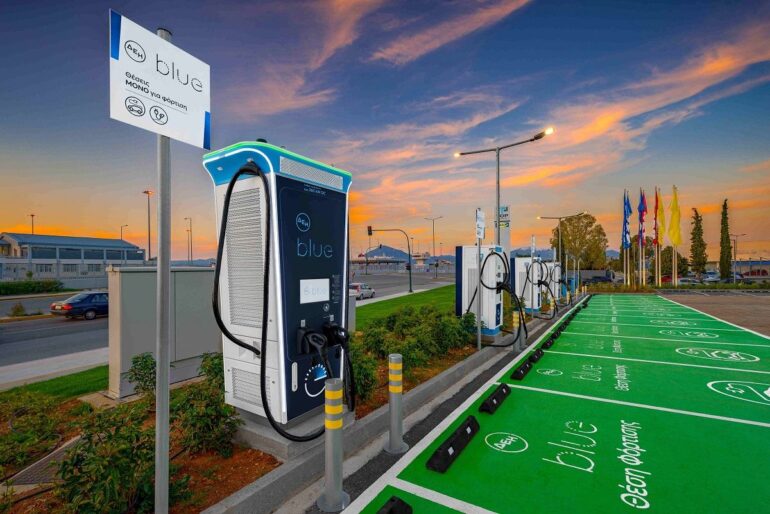 ΔΕΗ blue: Το ισχυρότερο Hub φόρτισης στην Ελλάδα εγκαινιάζεται στην Πάτρα