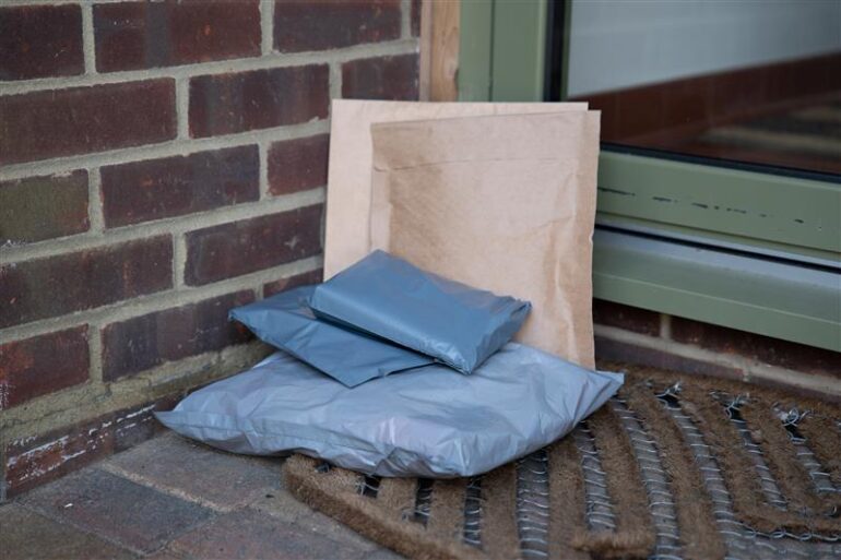 Αναγκαία η στροφή προς βιώσιμες συσκευασίες στο ηλεκτρονικό εμπόριο μόδας