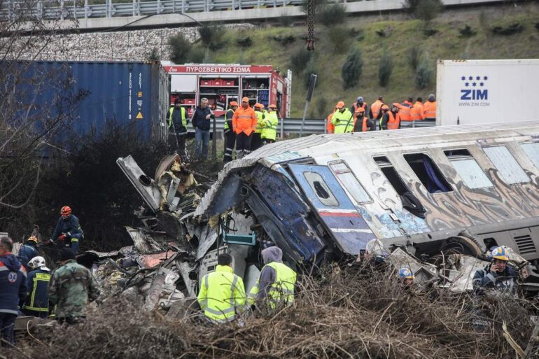 Κυβερνητική τακτική: «Θολώστε το τοπίο»