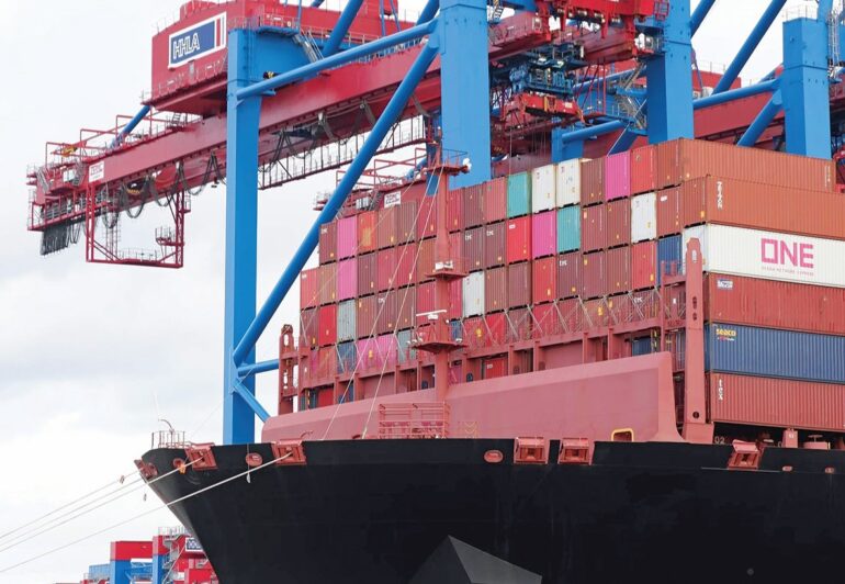 Σε συνεχή πτώση οι τιμές μεταφοράς container παγκοσμίως