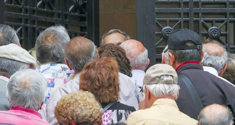 Στοιχεία-σοκ: Μείωση ΑΕΠ κατά 14% ως το 2060 λόγω γήρανσης