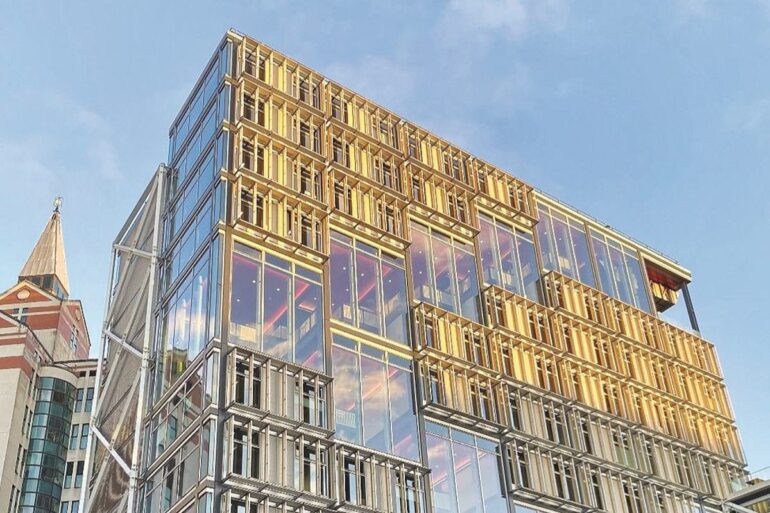 Τα προβλήματα της οικονομίας φρενάρουν την ανάπτυξη