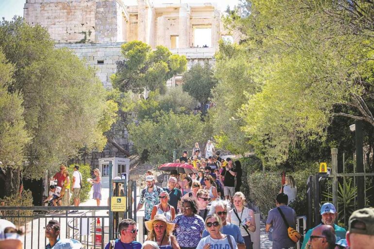 Νέα «καρφιά» για τον ελληνικό τουρισμό