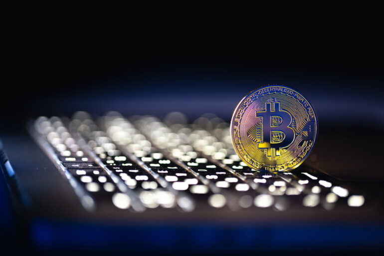 Performance Technologies: Η εταιρία που βρίσκεται πίσω από το «μπλόκο» στα cryptos