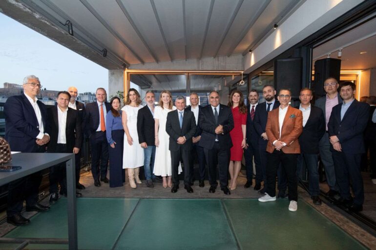 Ιδρύθηκε ο Σύνδεσμος Κυπρίων Επαγγελματιών Ελλάδας